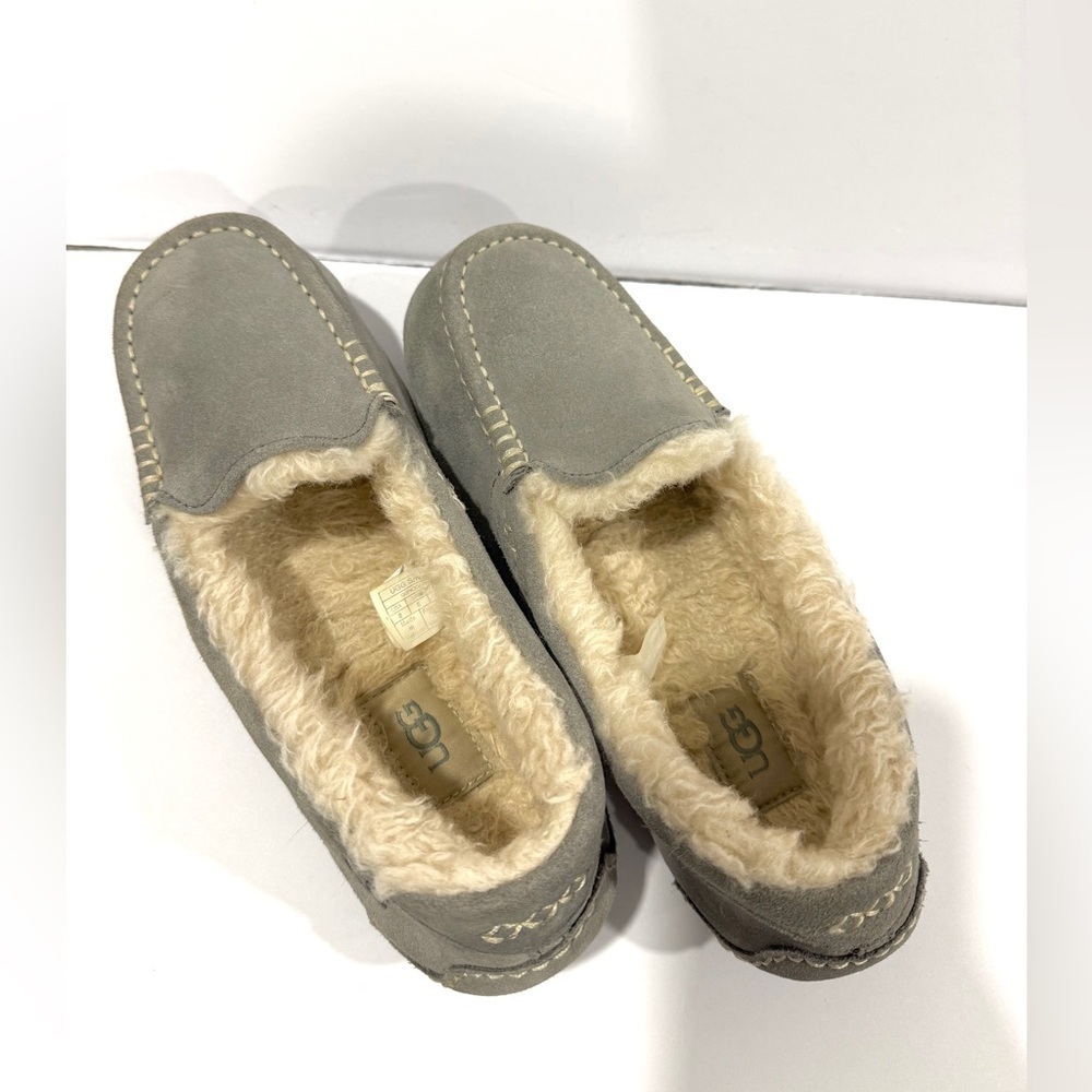 UGG Ansley Slippers Womens 8 Gray Suede Shearling Lined Moccasin - Picture 8 of 8
